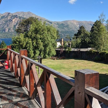 Indomito Hostel San Carlos de Bariloche Bagian luar foto