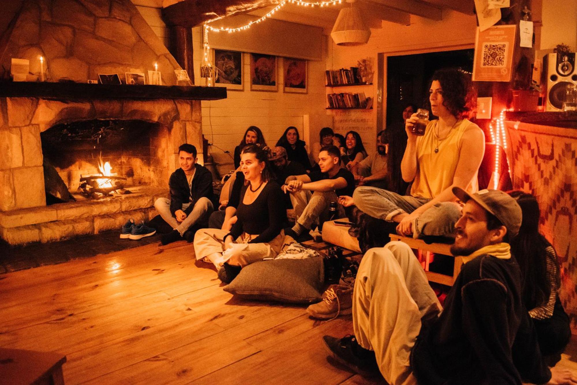 Indomito Hostel San Carlos de Bariloche Bagian luar foto