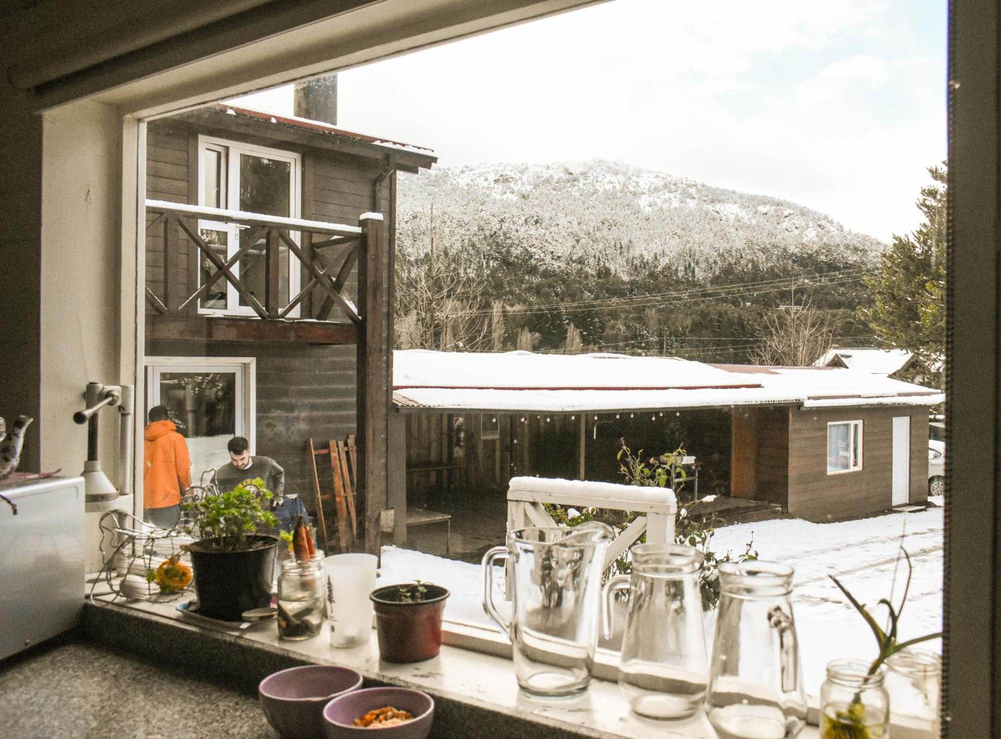 Indomito Hostel San Carlos de Bariloche Bagian luar foto
